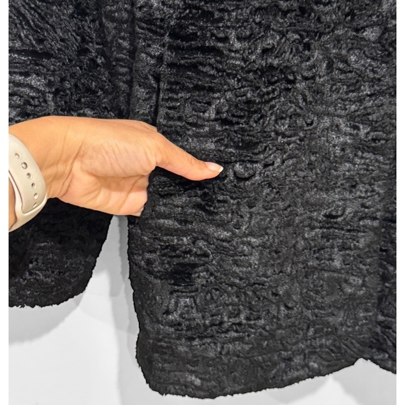 Ann Taylor Women's Black Persian Lamb Texture Faux Fur Coat Size S - Picture 7 of 11